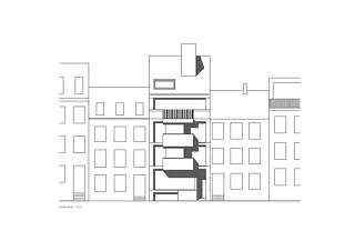 Façade est