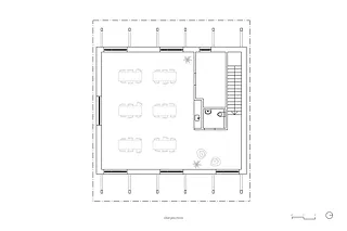 Étage supérieur grange rouge