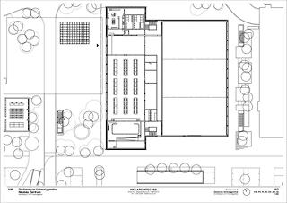 Rez-de-chaussée comprenant un hall d'entrée, une salle polyvalente et une place du village, formant un ensemble d'espaces contigus