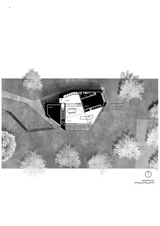 REZ-DE-CHAUSSÉE