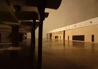 model photo 1 - urban passage