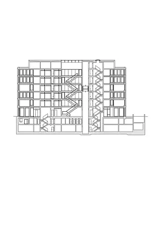 Coupe longitudinale,  1:200