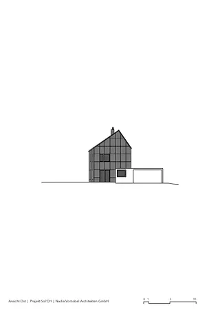 Façade est