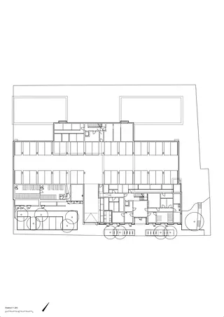 Rez-de-chaussée jusqu'à vue de la toiture
