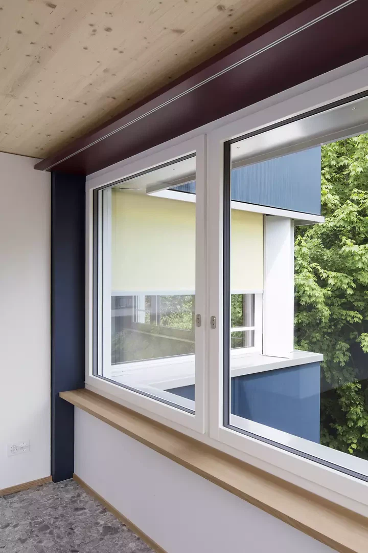 Ecksituation zwischen Innenraum und Fassade