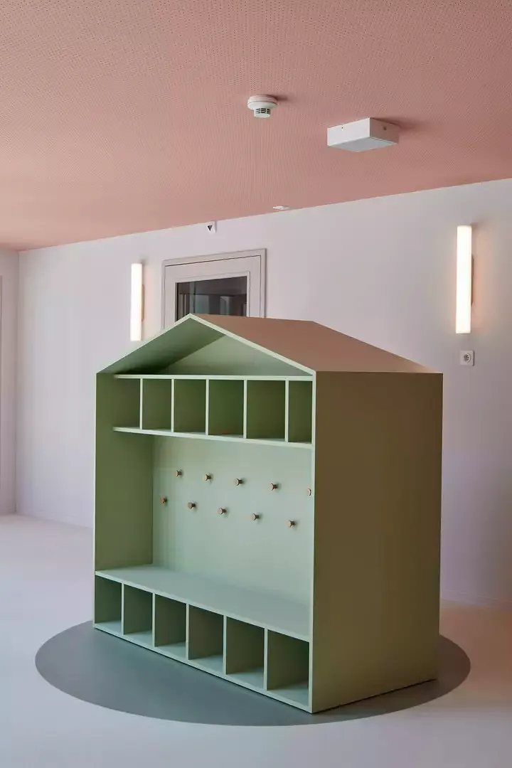 Immeuble mixte de logements et crèche aux Eaux-Vives, Genève / CORPUS