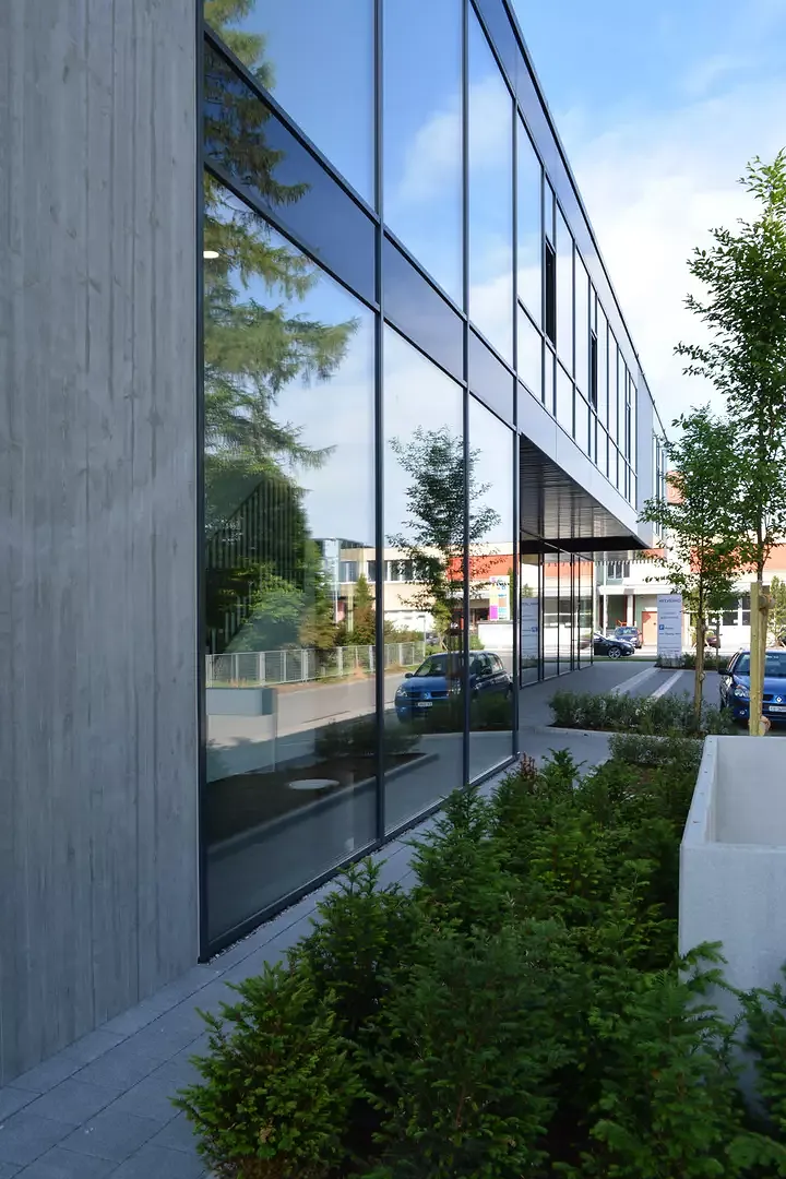 Aussenfassade Haupteingang