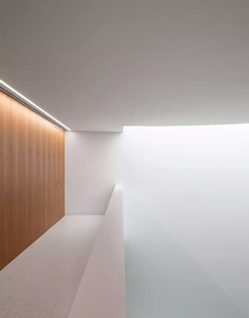 intérieure_ detail sur le vide hall