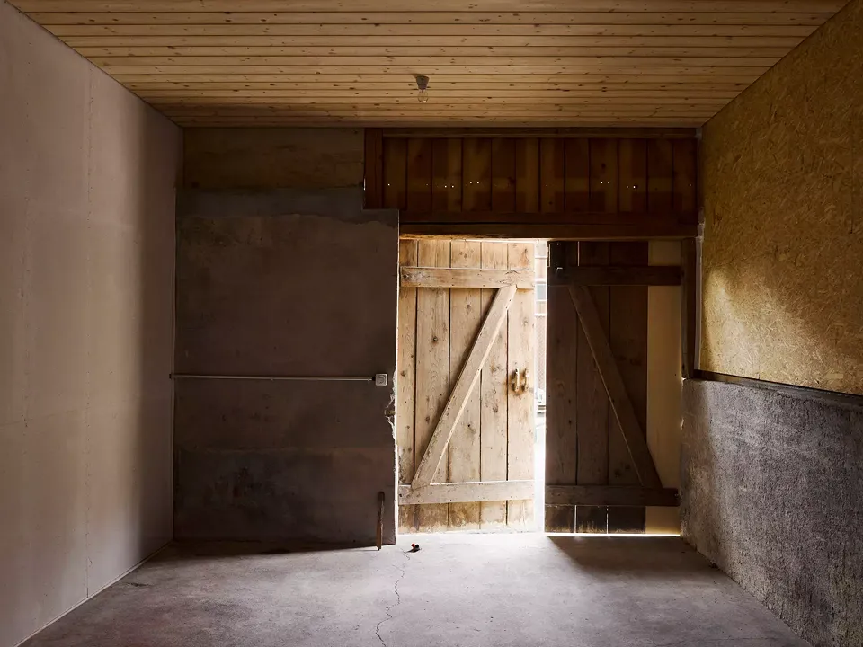 Atelier 5.5 pièces au rez-de-chaussée