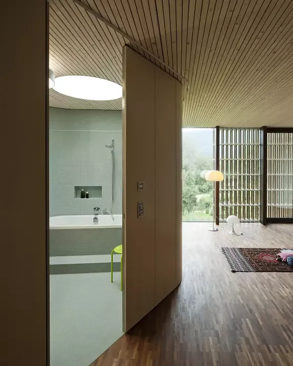 étage supérieur salle de bain