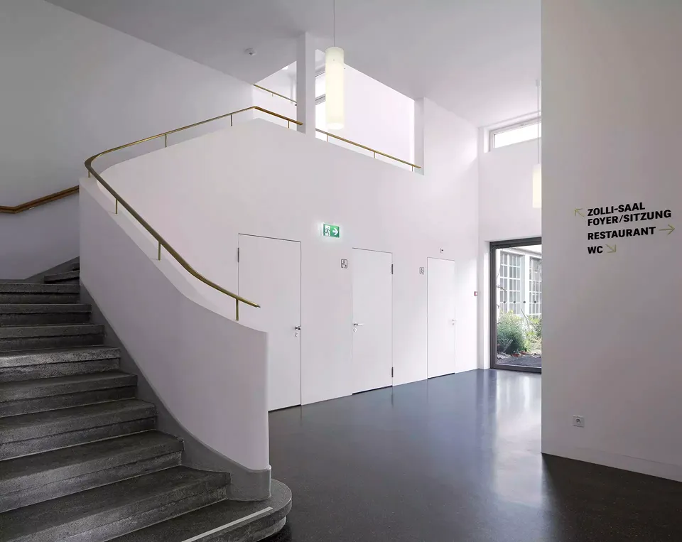 neues Treppenhaus