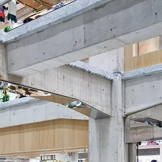 Umbau Kaufhaus Uniqlo