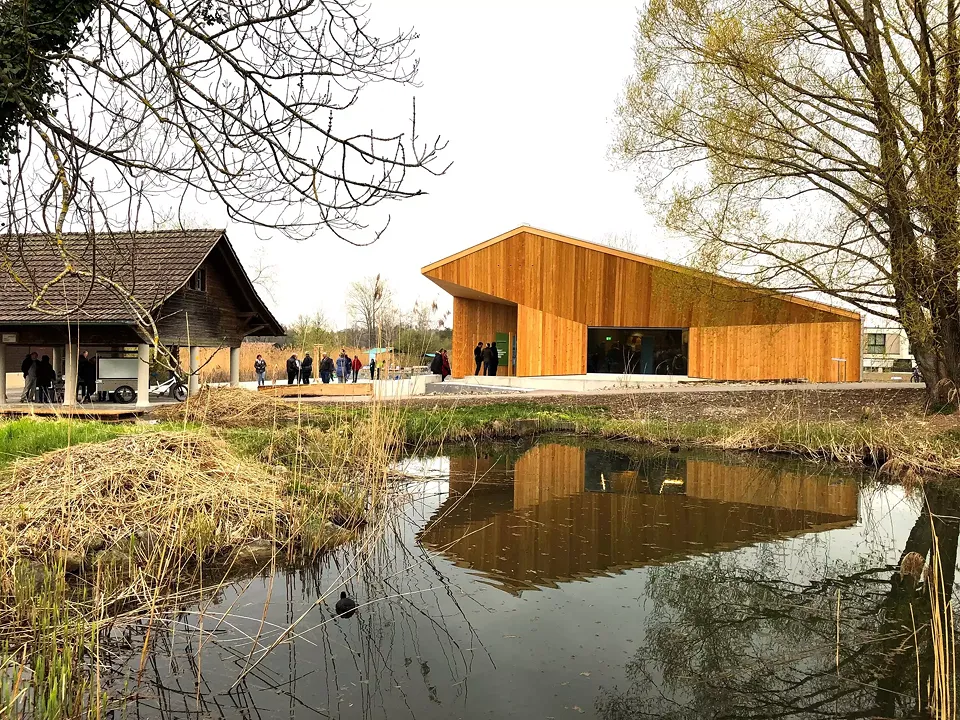 Ostfassade, Eröffnung 10. April 2019