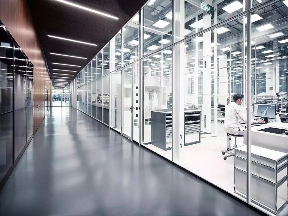 IWC Manufakturzentrum: incoming goods inspection.