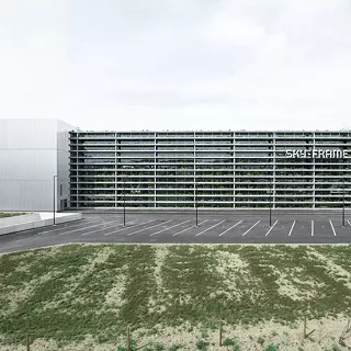 Sky-Frame Headquarter