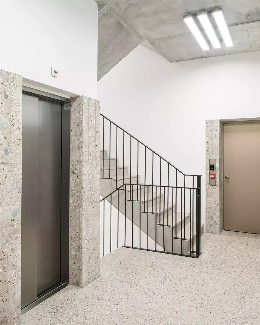 MH_Bleicherweg_07_Treppenhaus.jpg