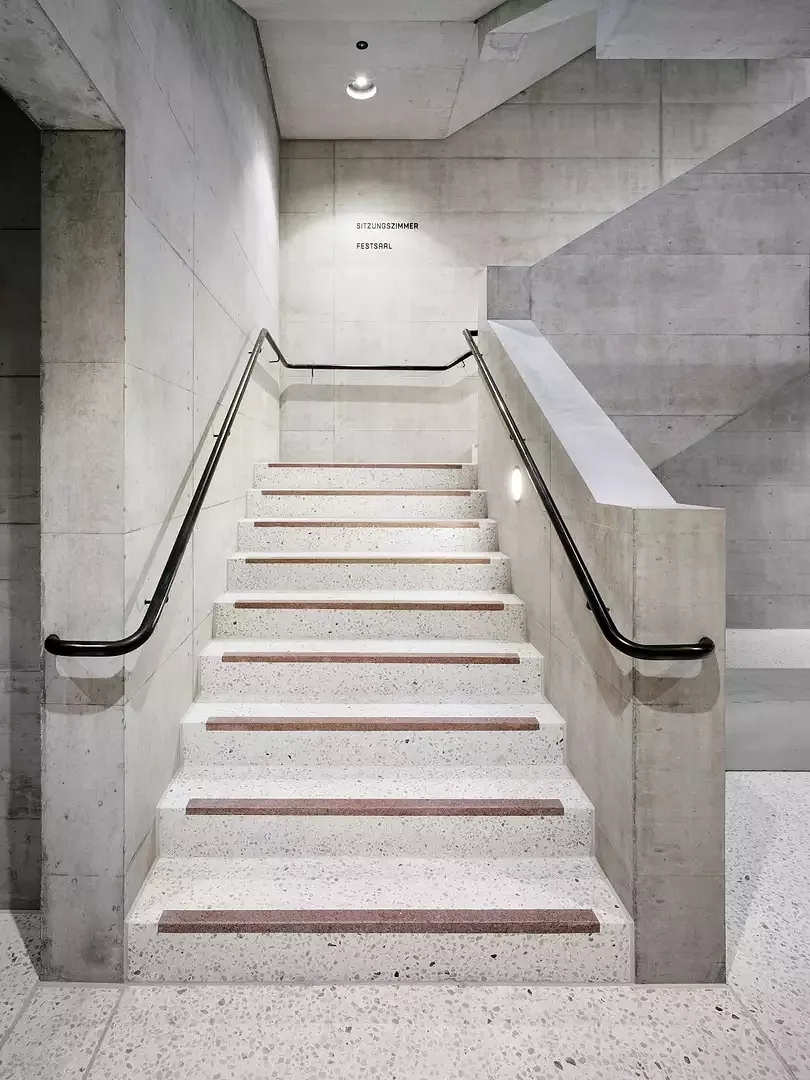Treppenhaus aus Sichtbeton
