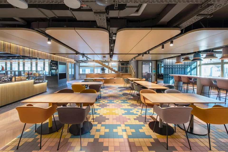 Accenture Campus Zurich, Sihlstrasse - Deli