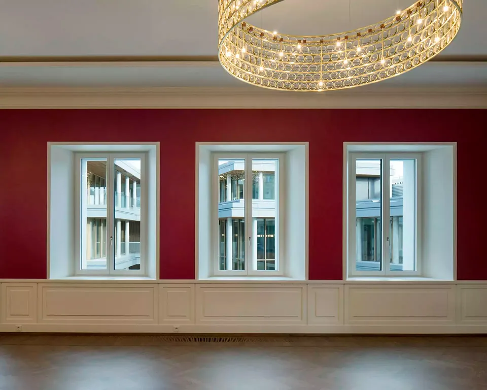 Ambassade de Moscou, salon rouge