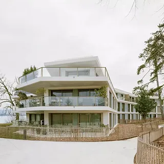 Wohngebäude am Genfersee
