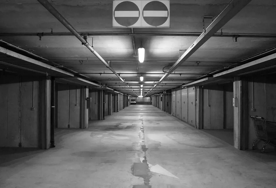 photo survay_underground dismissed garages