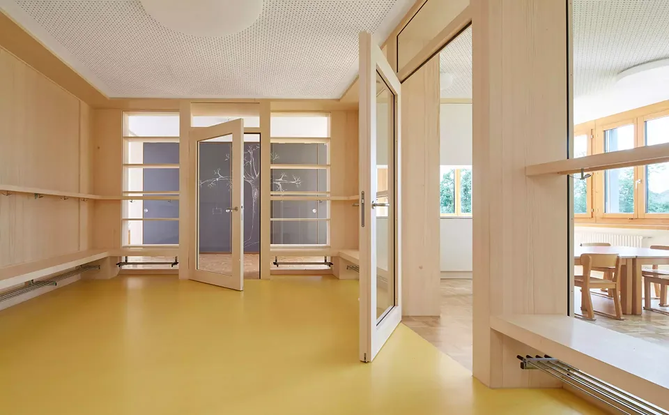 Garderobenmöbel EG