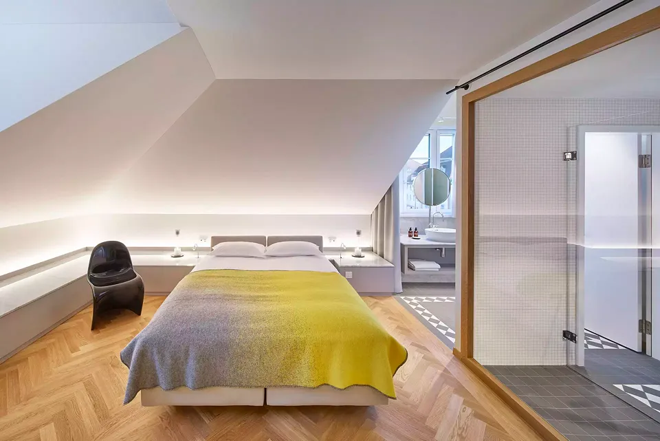 Adler Suite