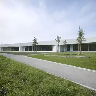 Neubau Primarschulhaus mit Doppelkindergarten Rotewis