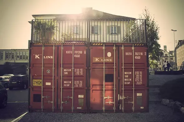 Container-Öffnungstüren