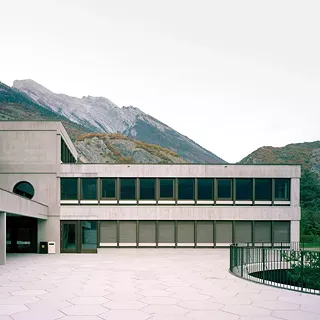 Agrandissement du centre scolaire