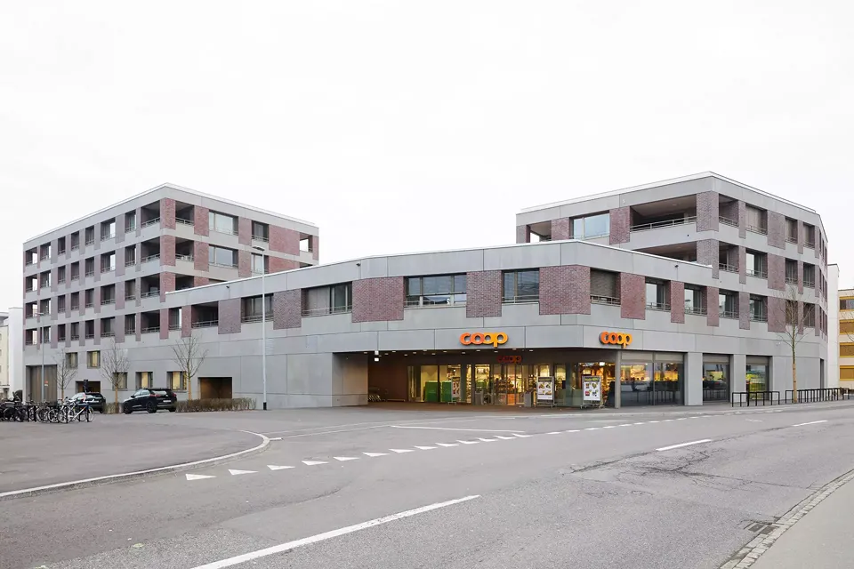Wohnbau_Drei Höhenakzente