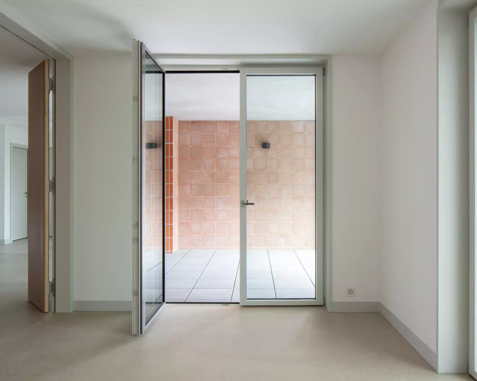 Blick aus einer Attikaloggia