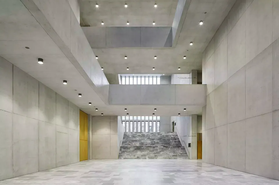 Zentrale Halle, Blick nach Norden