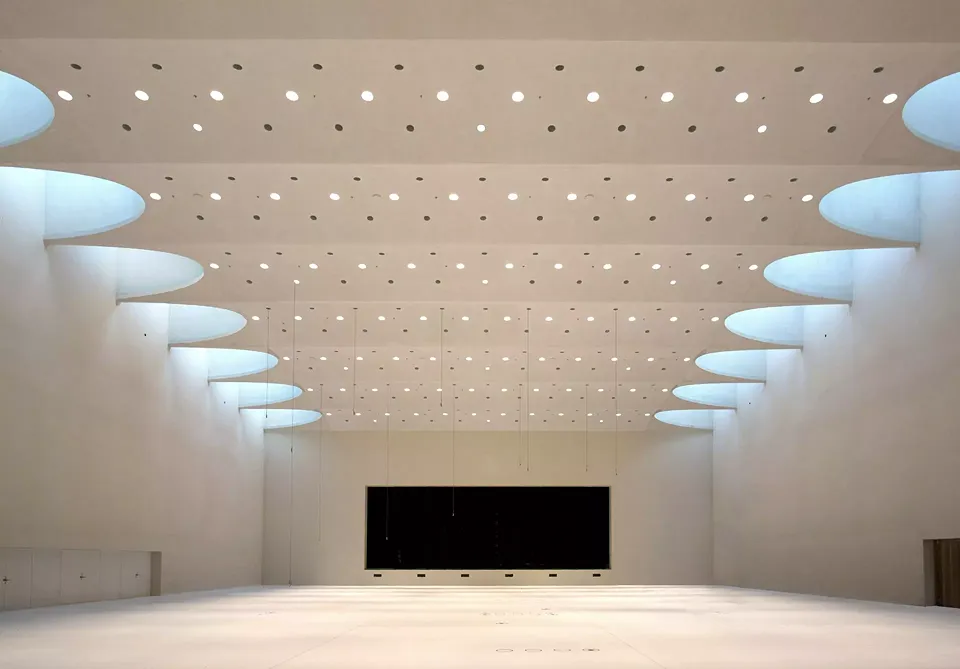 Der grosse Saal für 1800 Personen