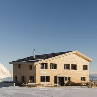 Neue Stoos Hütte