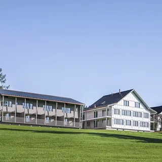 Wohnhäuser mit traditioneller Typologie