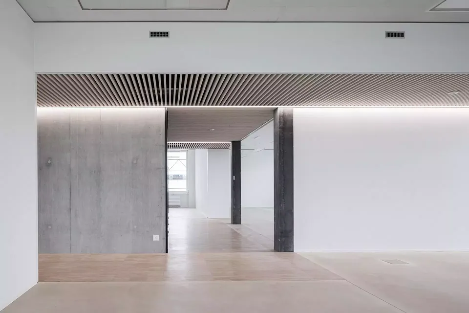 intérieur de l'immeuble de bureaux de 3-Plan