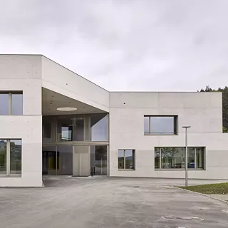 Schulhaus Zinzikon