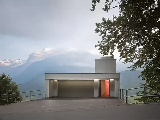 Entrée Villa côté rue