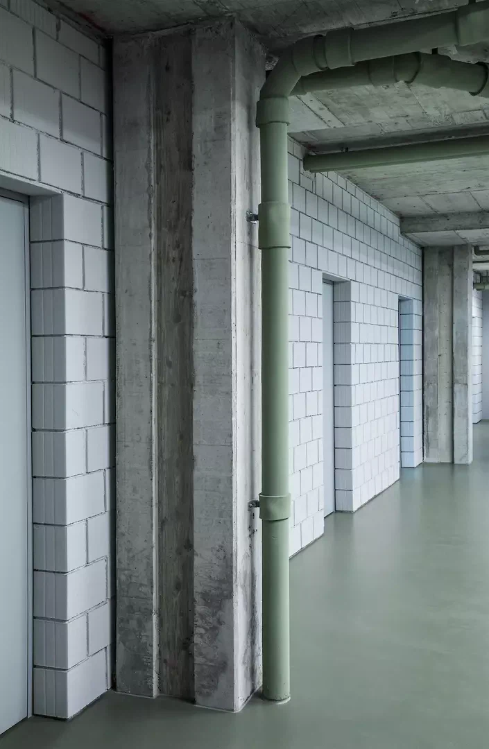 Stütze Bestand und Innenwand – Stein