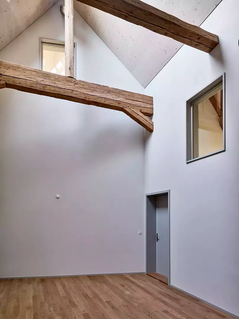 Eingangshalle zu den neuen Dachwohnungen