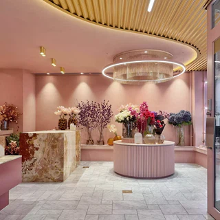 Transformation de la gelateria ORO