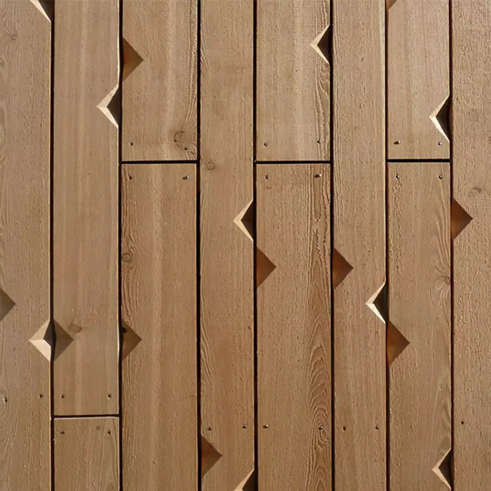 Fassade im Streiflicht