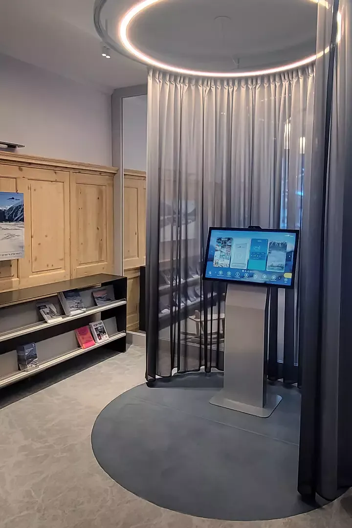 24 Stunden Infopoint
