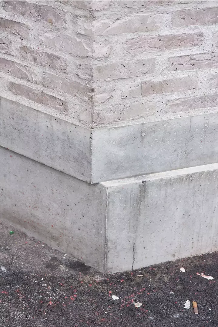Detail Sockel