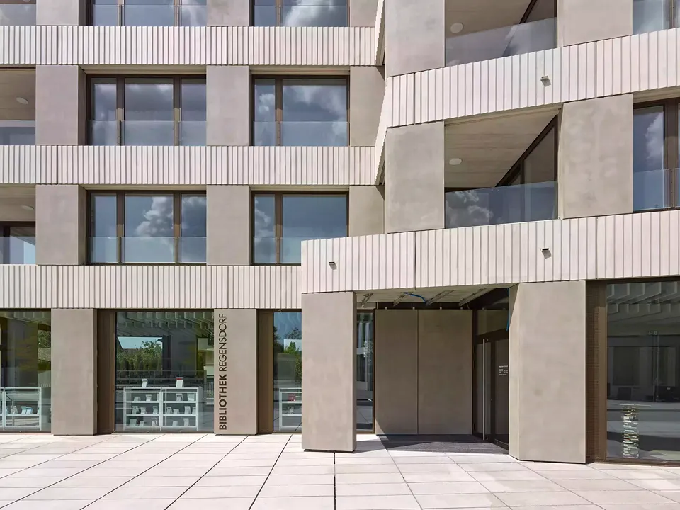 Eingangssituation Bibliothek