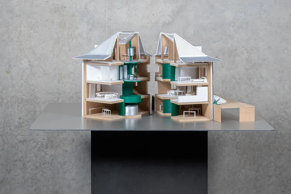 Maison Holobionte, Bryan Reyes