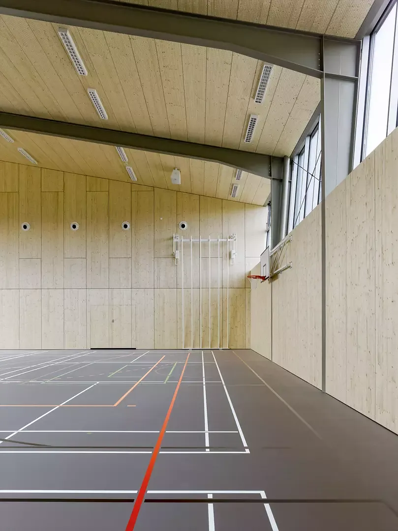 Halle Klettergerüst