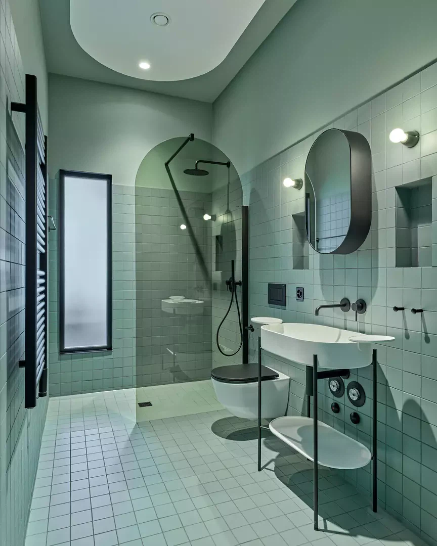 Das Badezimmer im Inneren der Box