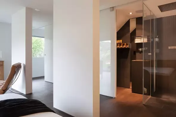 Gästezimmer SG offen verbunden mit Gang ©: Börje Müller-Nolasco, Basel